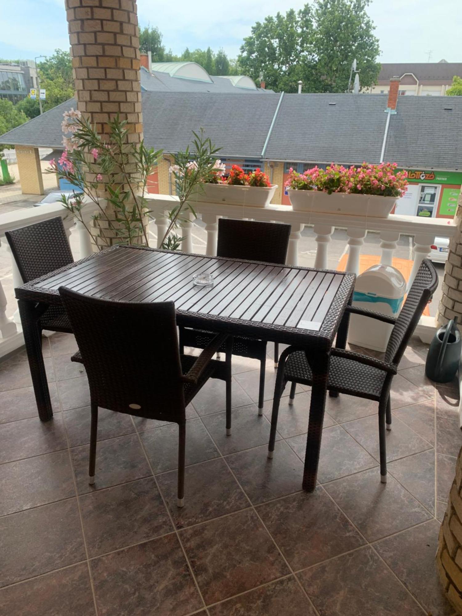Agora Apartman Hajduszoboszlo Luaran gambar